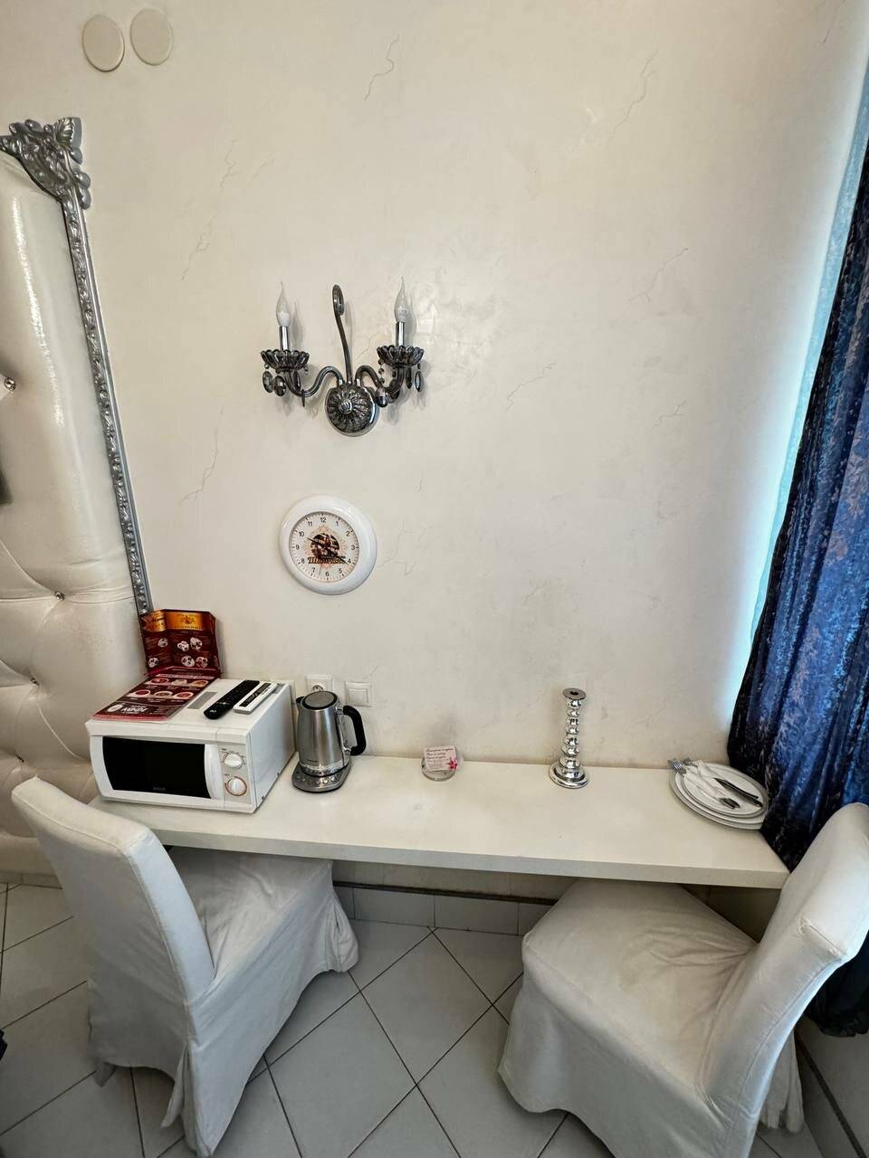 Фотографии номера Двухместный номер Делюкс с 1 кроватью в Гостинице Дизайн - Отель Ставрополь