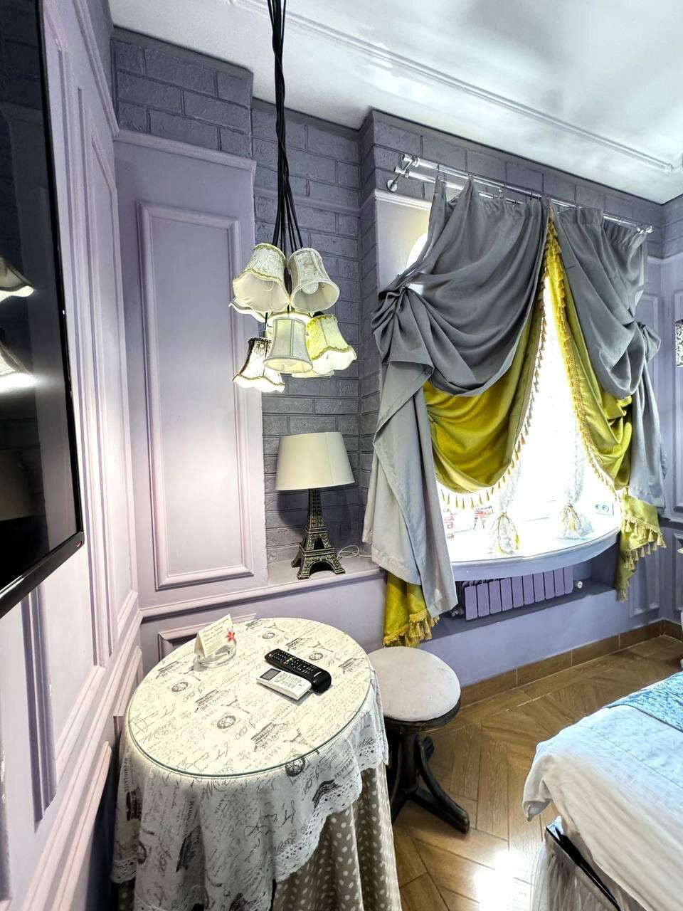 Фотографии номера Двухместный номер с 2 отдельными кроватями в Гостинице Дизайн - Отель Ставрополь