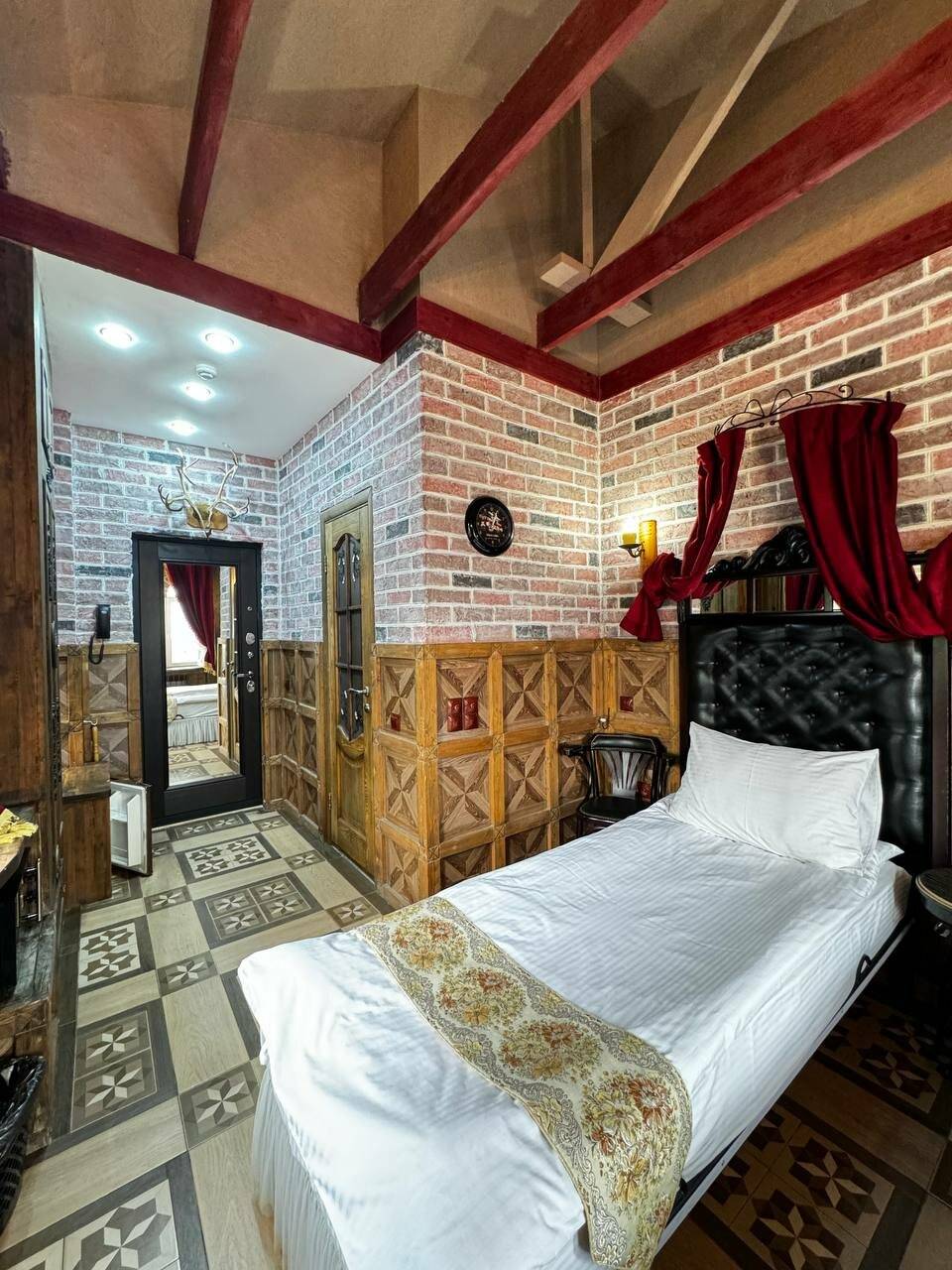 Фотографии номера Двухместный номер с 2 отдельными кроватями в Гостинице Дизайн - Отель Ставрополь